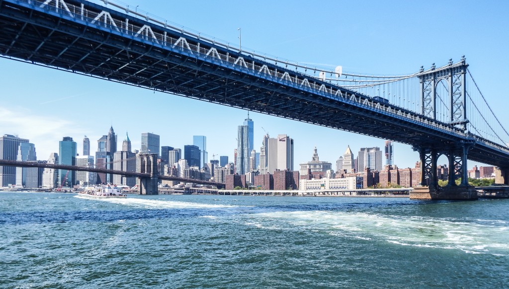 Manhattan Bridge and Hornblower New York