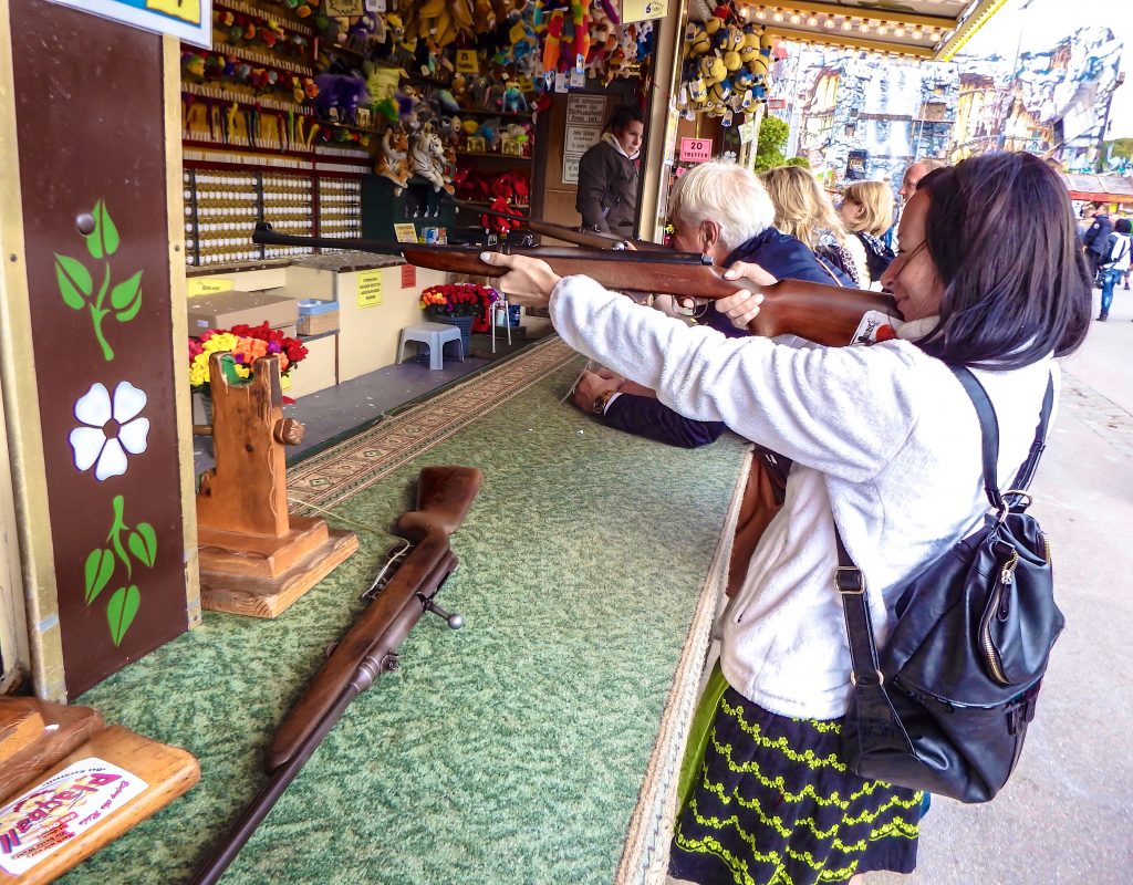 The Art of Getting Robbed Abroad // The Ultimate How to (Not) Guide