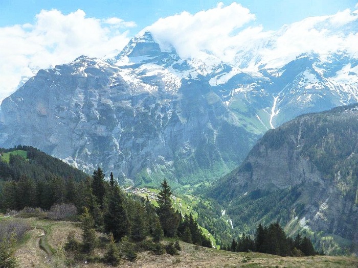 Chocolate, Cheese, & Alps Bernese // Gimmelwald, Switzerland - MWL