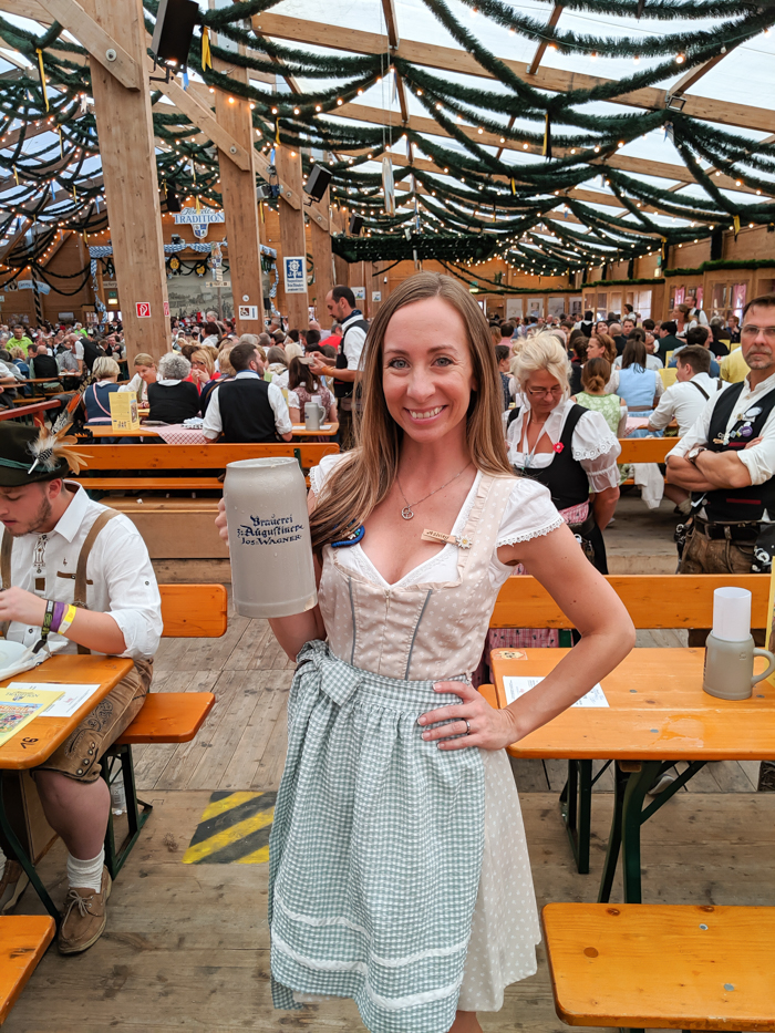 How to Dress for Oktoberfest: Complete & Honest Packing Guide for 2021