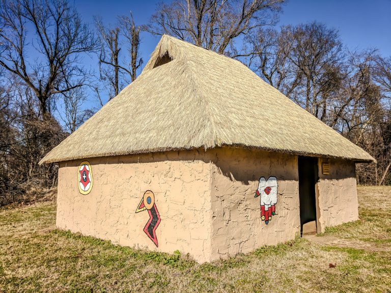 9 Reasons You Should Visit Chucalissa Indian Village | Memphis, Tennessee | West Tennessee Historic Landmark | History museum | Native American, American Indian historical site | Chickasaw, Choctaw, Cherokee, Quapaw, Mississippian culture | Earthen Mound complex