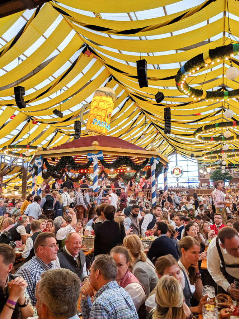 What Not to Do at Oktoberfest: 20 Embarrassing Mistakes to Avoid