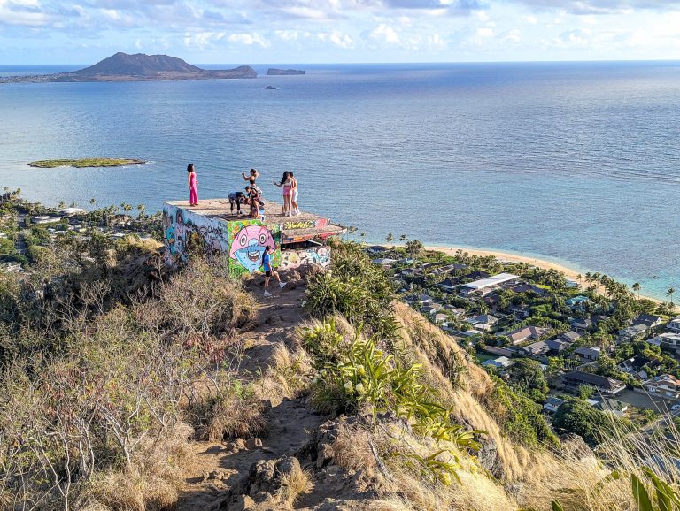 Oahu’s Lanikai Pillbox Hike: The Helpful Guide You Need to Read